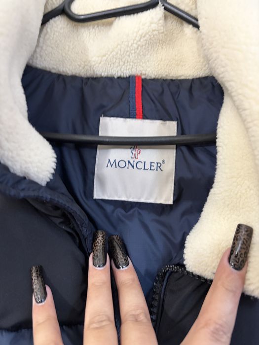 Vesta Moncler originala