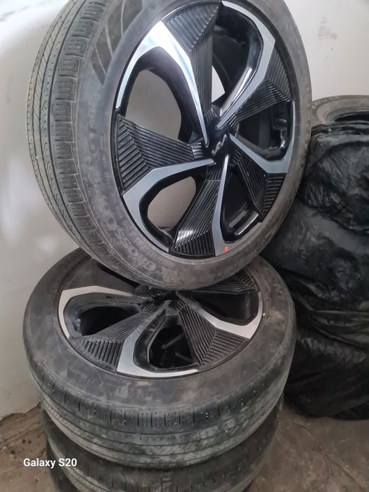 Продам 4 колеса в сборе