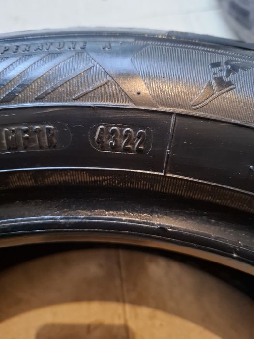 2 Летни гуми Goodyear 195/55/16 ДОТ22 8мм