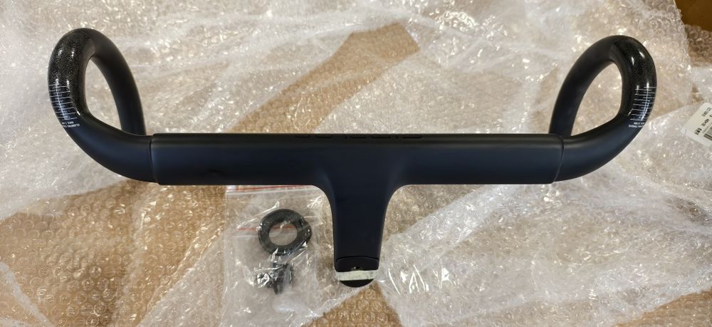 Кокпит SIMPLON Bar Stem Carbon Симплон Карбоново кормило/лапа 105x440