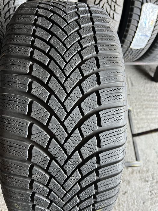 O anvelopa 225/55/17 Bridgestone si Continental 225 55 R17