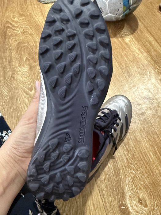 Футбольные бутсы