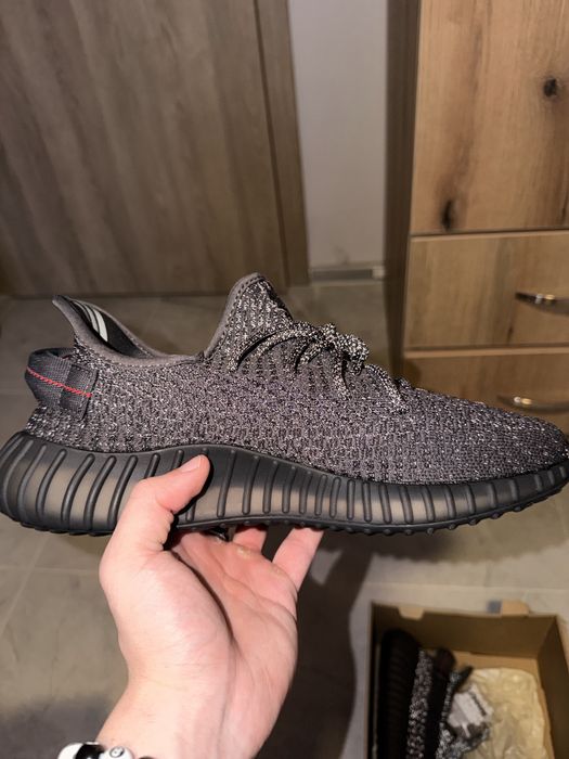 yeezy 350 летни обувки