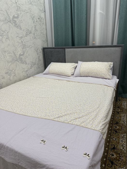 Срочно Продам матрас 160/180