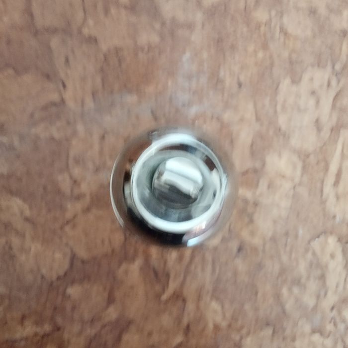 Фурнитура двери. С защелкой