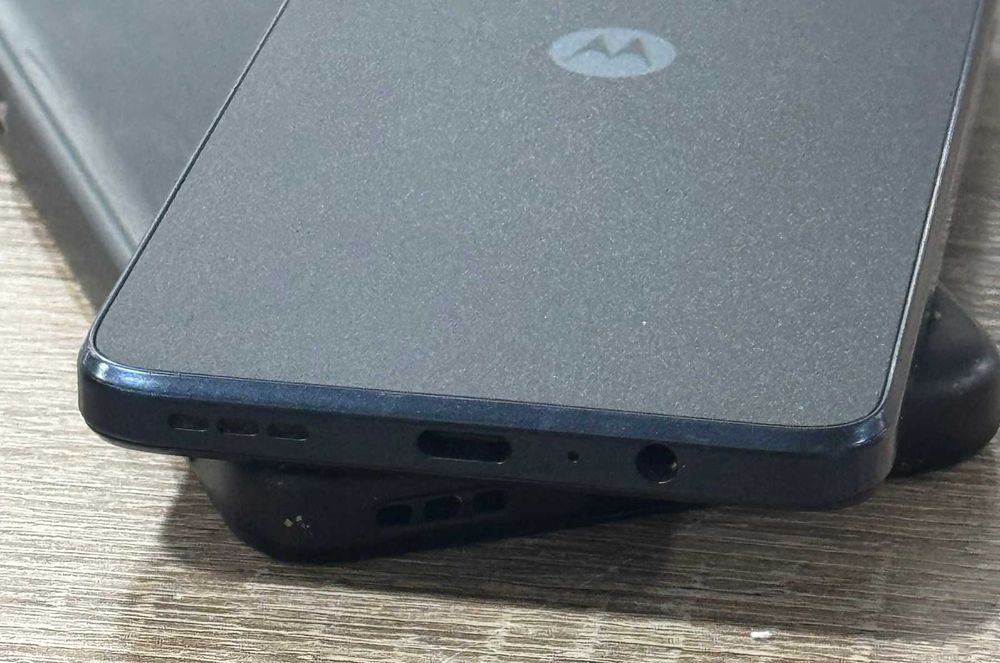 Телефон  Motorola G54 5G 128/4GB