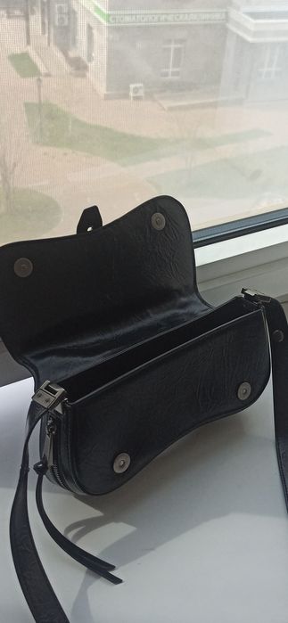 Jw pei Black, grunge