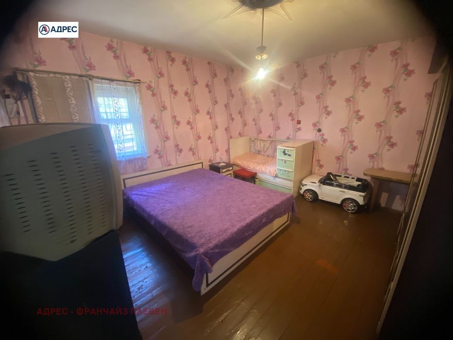Къща в Враца, област-гр.Роман площ 320 цена 55000