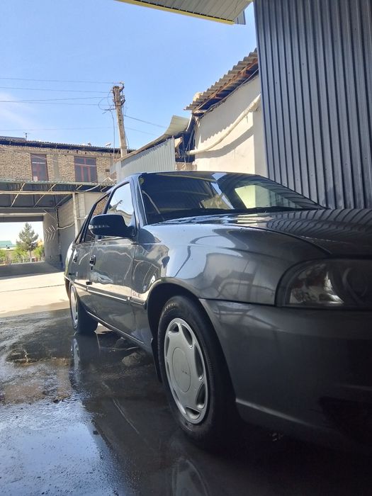 Автомобил **Нехиа 2