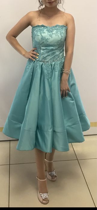 Продам нарядное платье