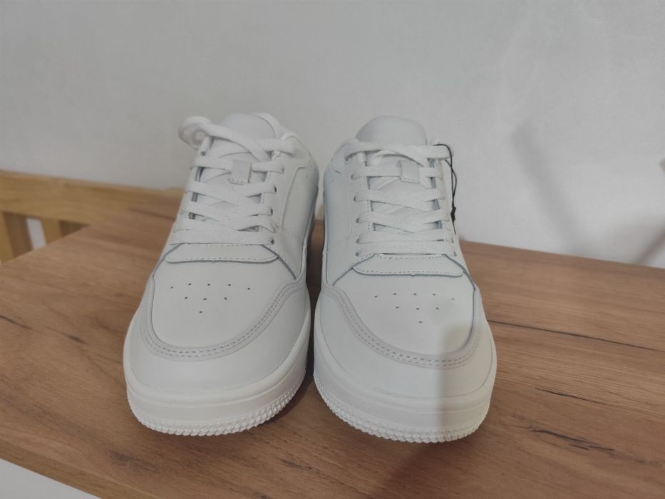 Кроссовки натуральная кожа