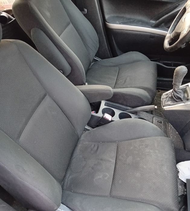 Toyota corolla verso 2.0 d4d 116 к с на части