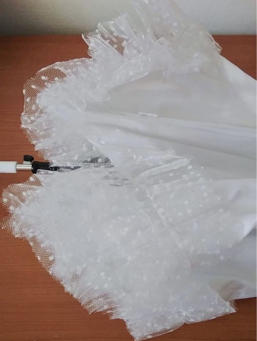 Umbrelă mireasă-model deosebit.