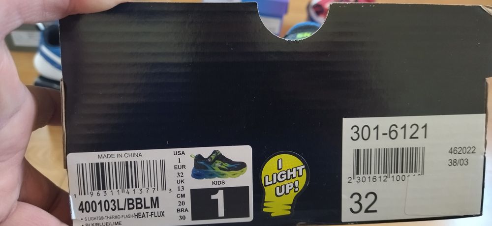 Маратонки светещи Skechers, Lotto, Reebook, боти 32/44/35 номер