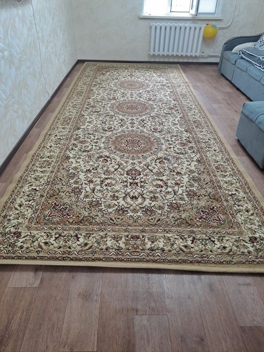 В продаже  Ковер