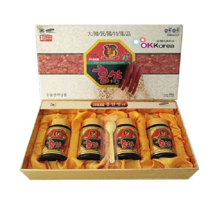 Густой экстракт из корня корейского красного женьшеня с медом.