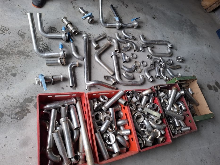 Хромникелови колена и различни сглоби и фитинги