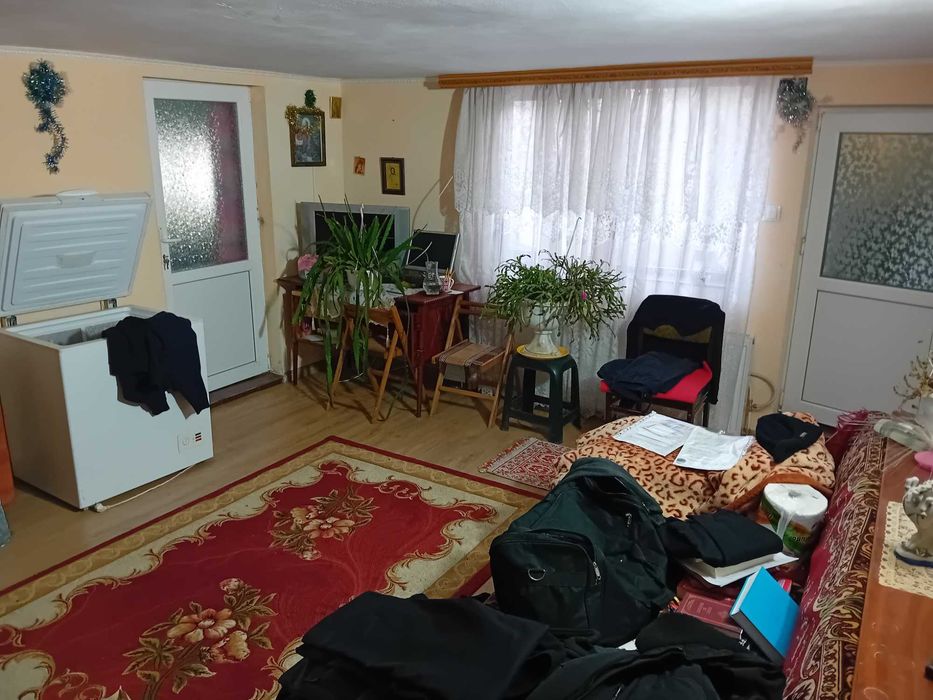 Casă în Furceni , Tecuci