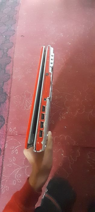 Acer notebook sotiladi