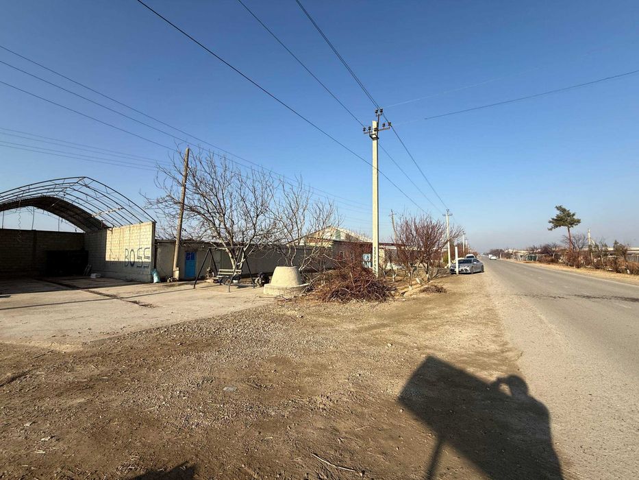 UMUMMIY MAYDONI 35 SOTIQLI hovli  sotiladi #a752