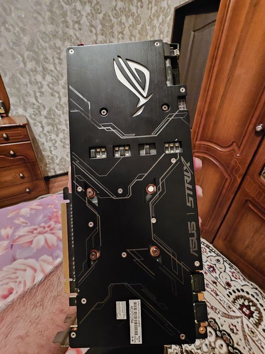 Продам GTX 1070 8 GB