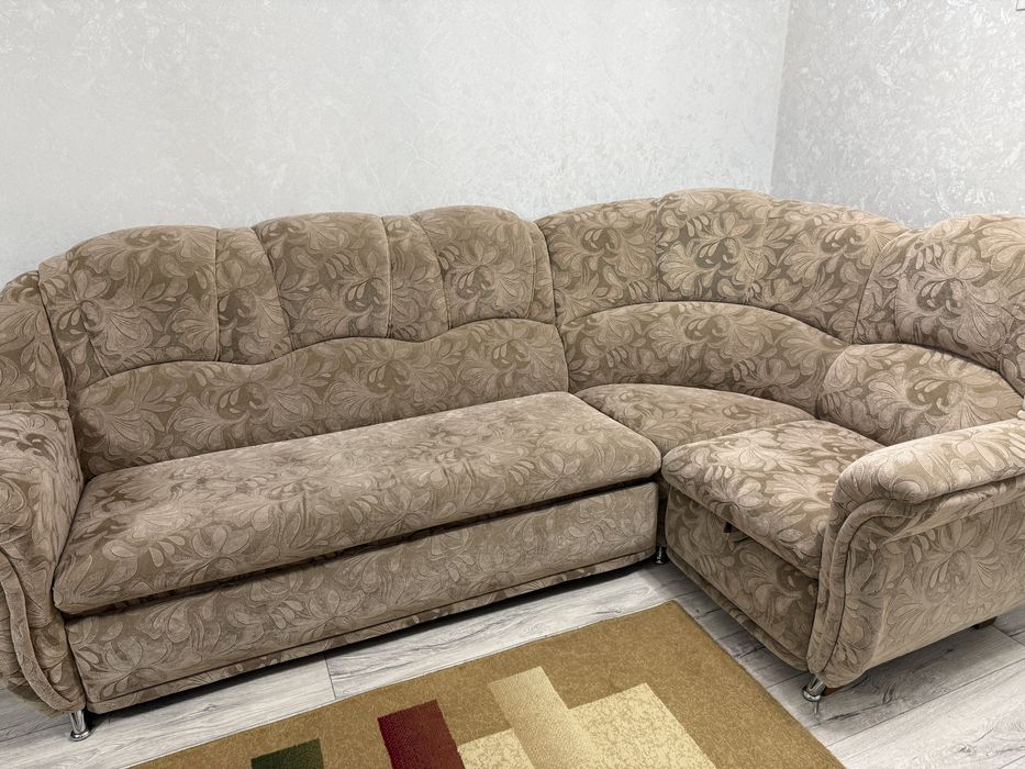 Продам диван и кресло