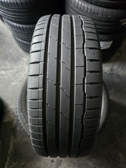 Hankook 215/45 R18 93Y vară