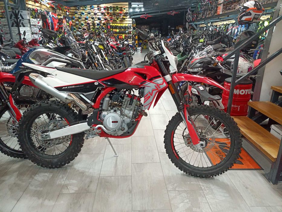 SWM RS 500R model 2024 0km inmatriculabila - prin EST BIKE Campina