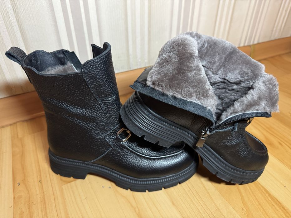 Зимние полусапожки женские