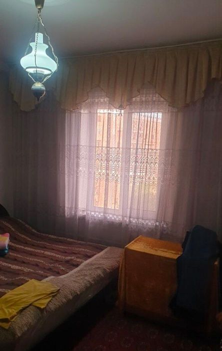 Продается квартира Юнусабад 12кв 4/7/9