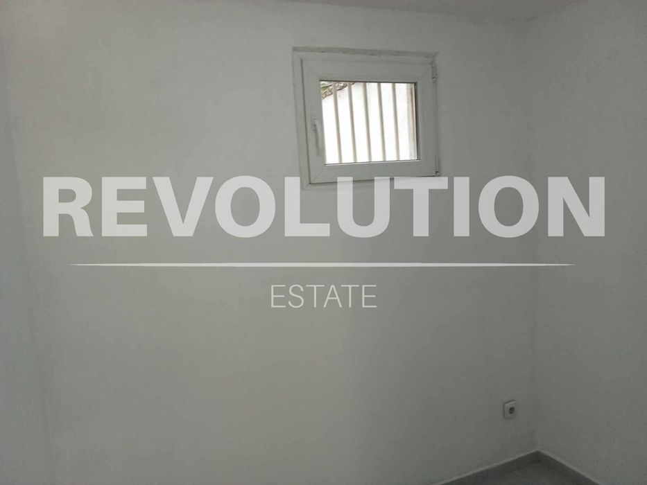 Дава се под наем Магазин в Варна, Лятно кино Тракия - 27 кв.м за 200 € - Снимка #7