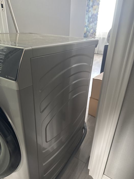 Продам сушильтную машинку Haier