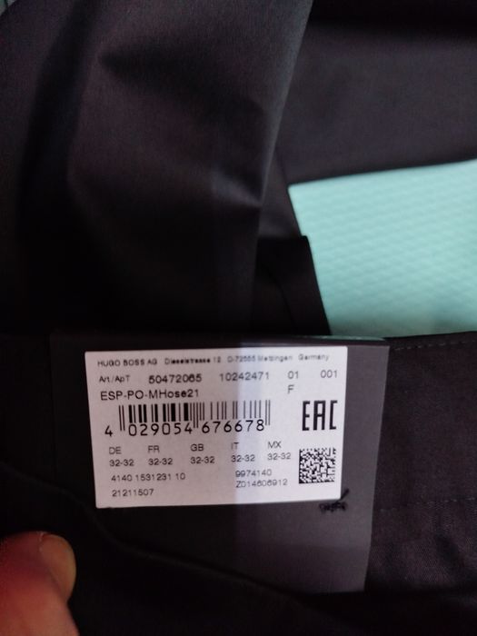 Оригинален еластичен карго панталон Hugo Boss W33 нов черен мъжки