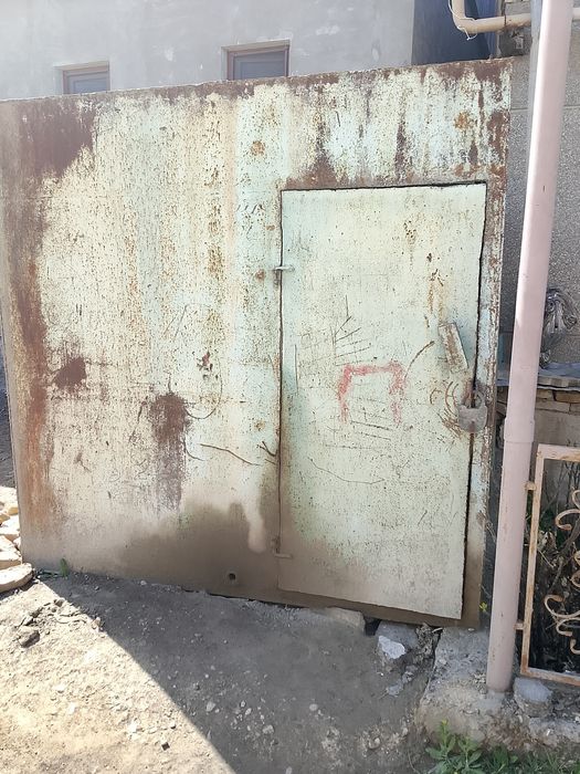 Железная контенер