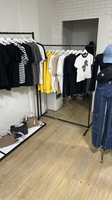 Продам бутик в ТЦ Евразия