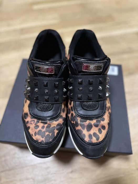 Дамски оригинални сникърси маратонки GUESS