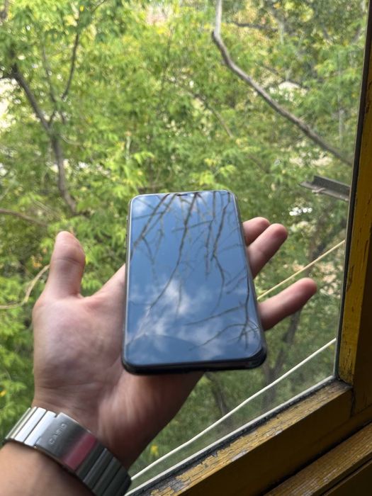Продам срочно iphone 11 pro max