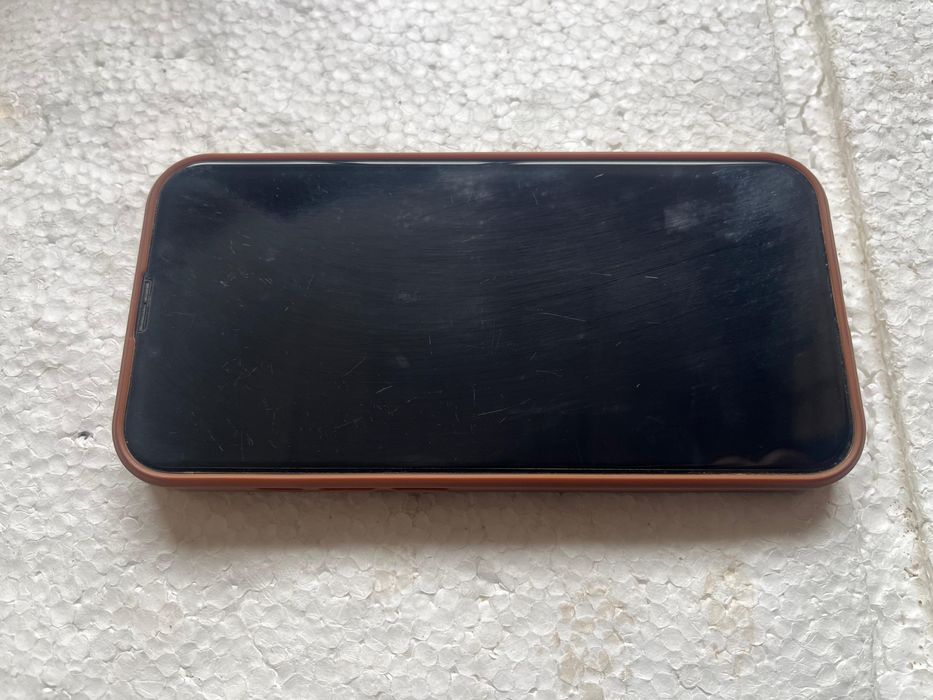 Айфон 13. 128гб сатылады