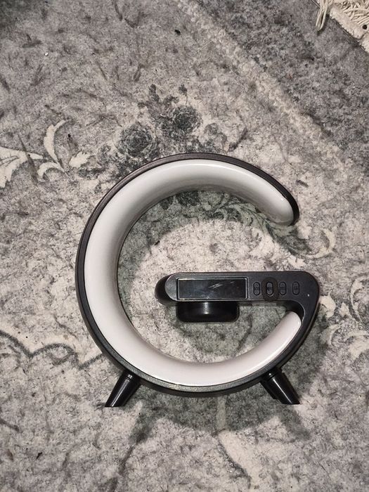 G-smart нощна лампа , зарядно , аларма , часовник , bluetooth колонка