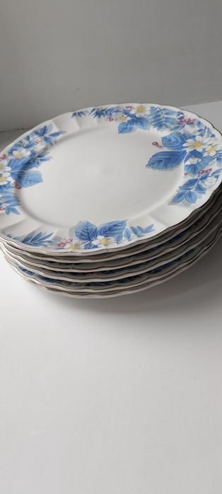 Тарелки 8 больших 5 средних