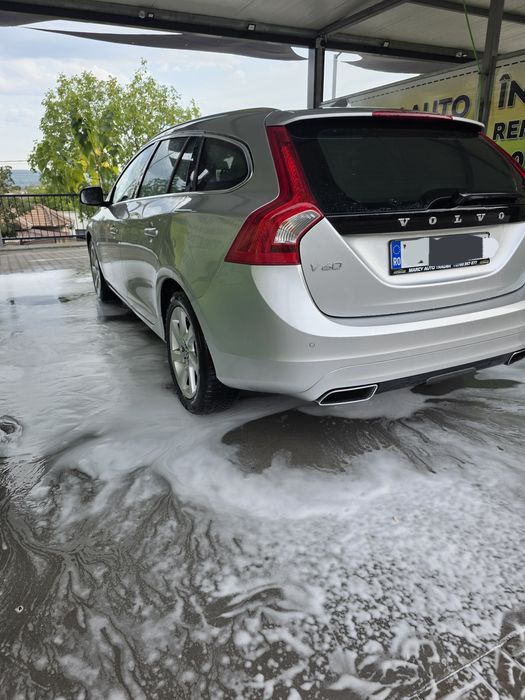 Volvo v60  din 2016 euro6 istoric ...