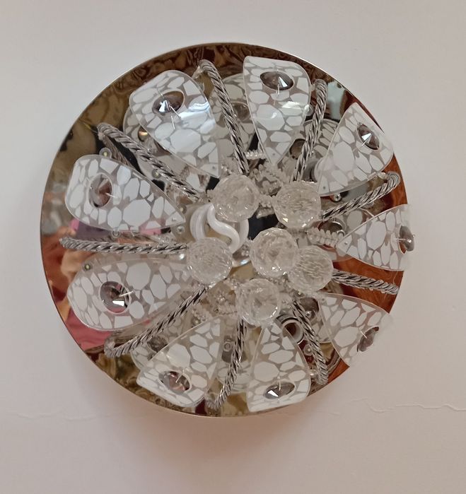 Люстры, светильники