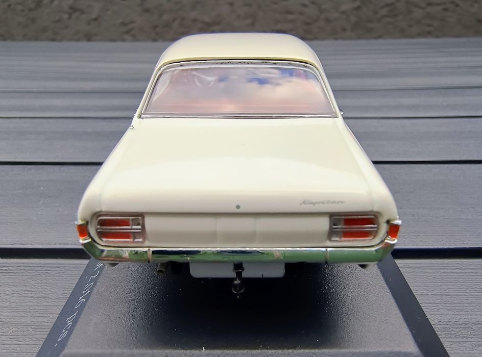 Opel Kapitan 1:43 1964