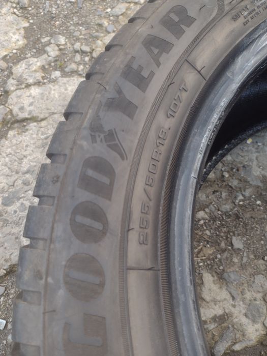 Перфектни 2бр.255/50/19 Good Year UGP suv dot0122
