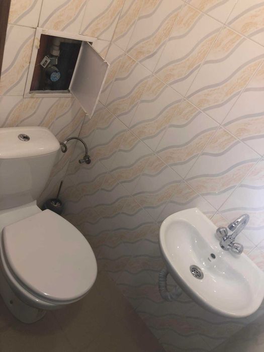 Дава се под наем Тристаен апартамент в Бургас, Зорница - 100 кв.м за 178.5 € - Снимка #12