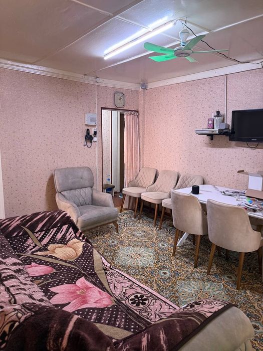 3/1/2. Спутник 3, Янгихает р-н (Сергели). Дом деревянный. Метро 400 м.