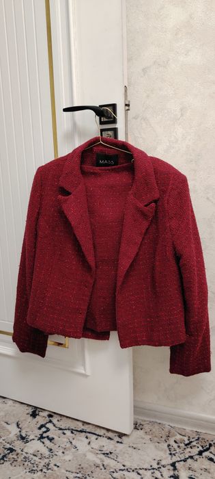 Женская одежда, костюм юбка