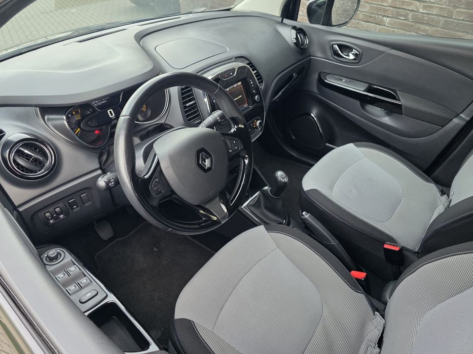 Renault Capture HellyHansen