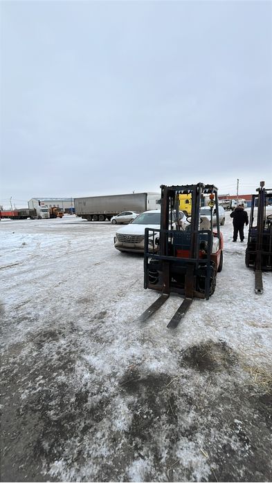 Продам вилочный погрузчик