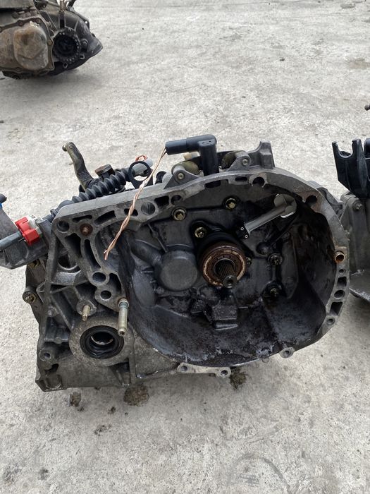 Коробка Ларгус Рено